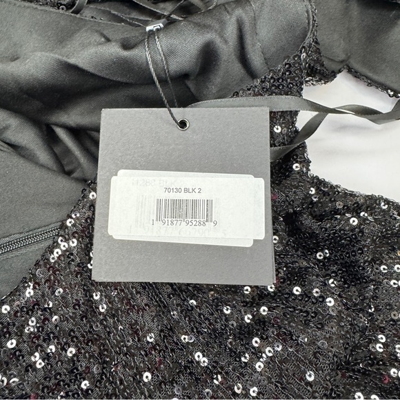 IEENA for Mac Duggal Black Sequin Cutout Gown Size 2 NWT - Picture 12 of 16